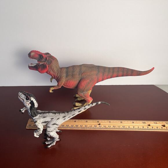 T-Rex & Velociraptor Dinosaur Lot Jurassic Style Moving Mouth Joints Realistic - Picture 16 of 16